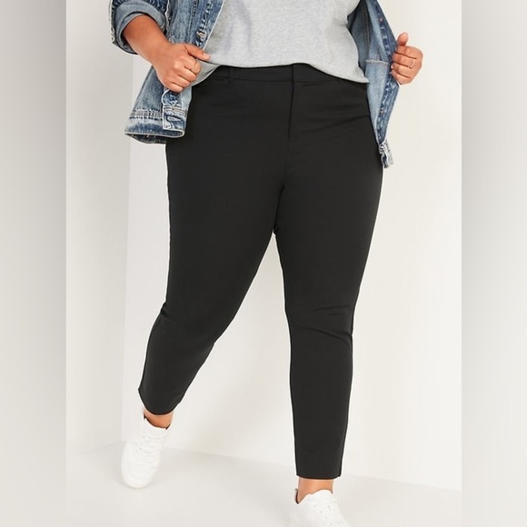 Old Navy Black High-Waisted Pixie Ankle Pants Size 22 Classic Preppy - Picture 1 of 14